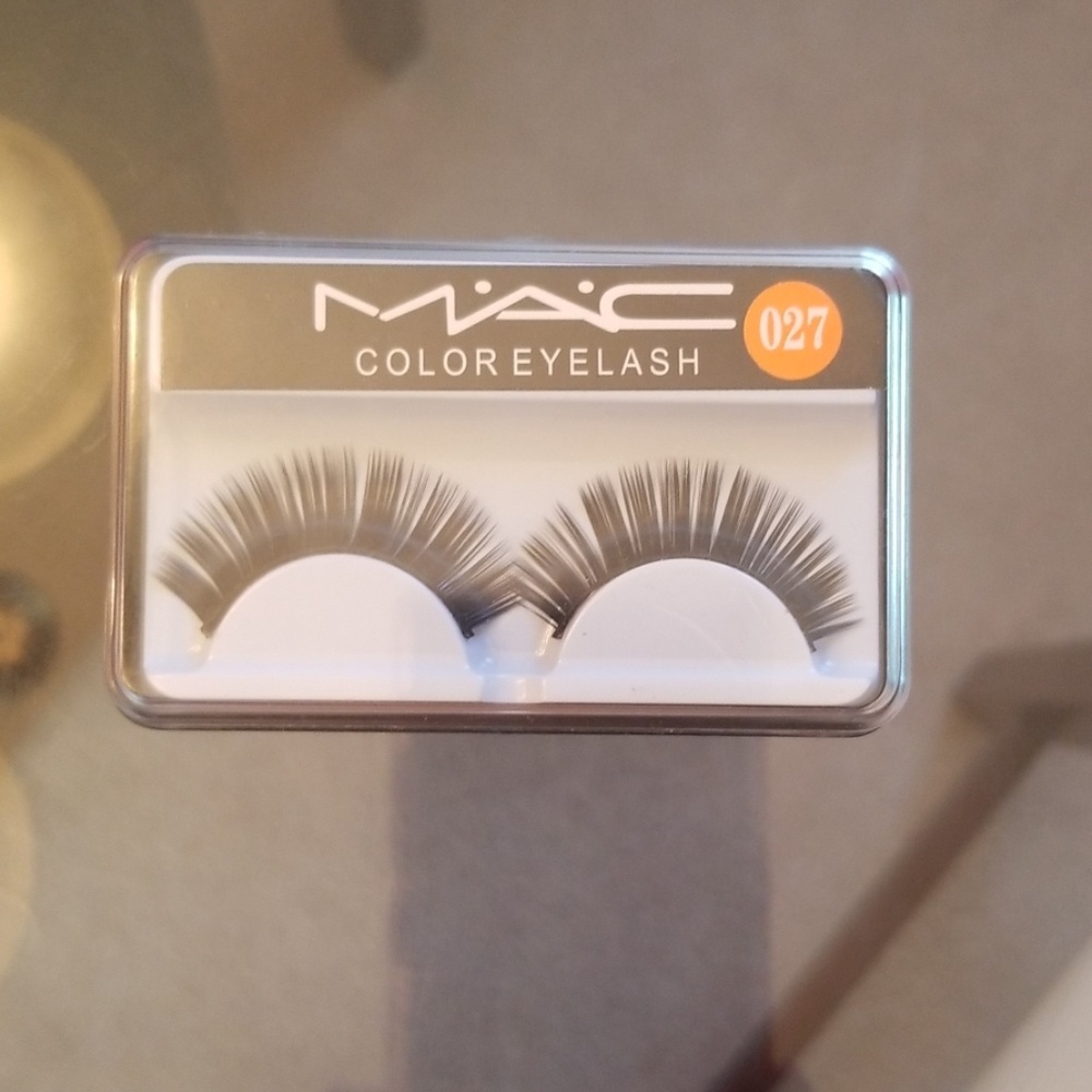 Mac Color Eyelash 027